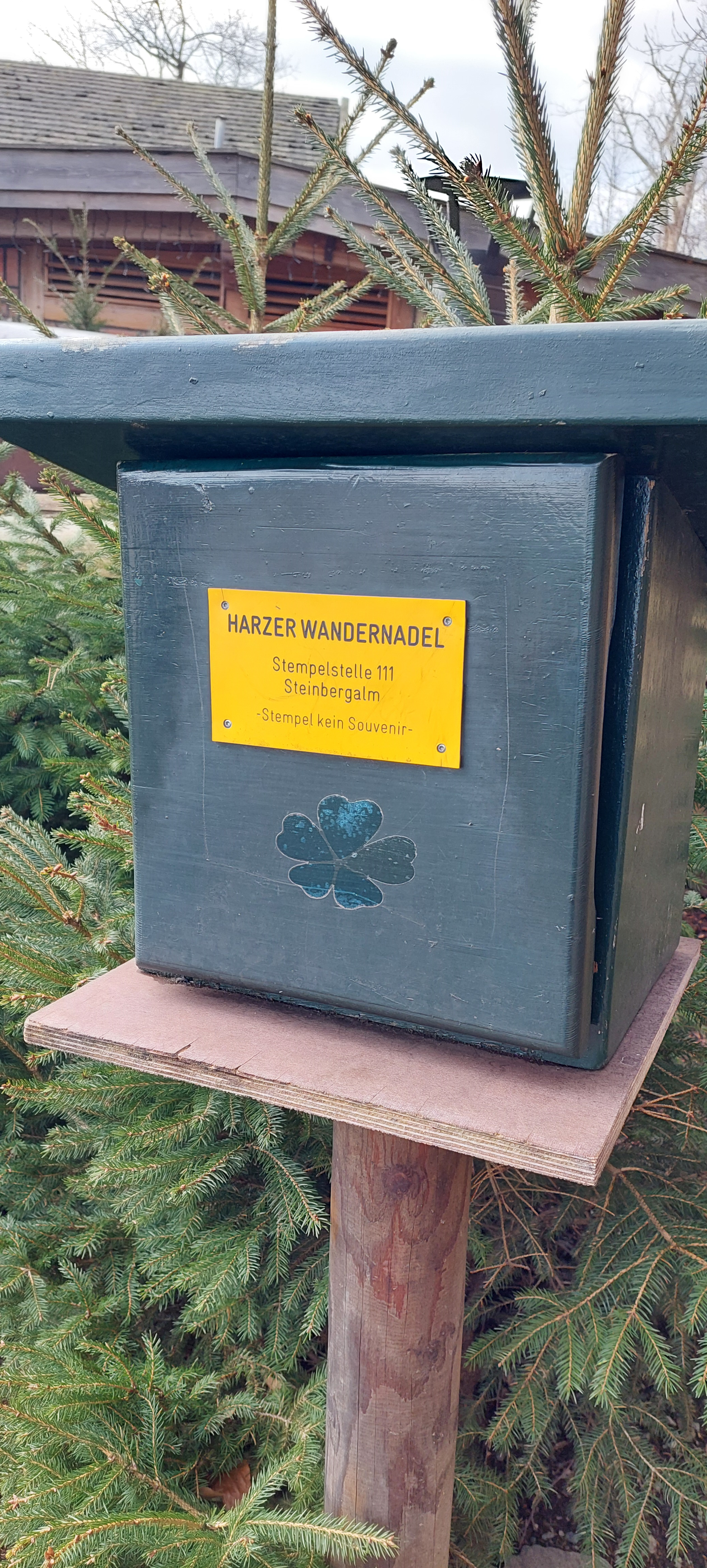 Beispiel für eine Stempelstelle der Harzer Wandernadel 